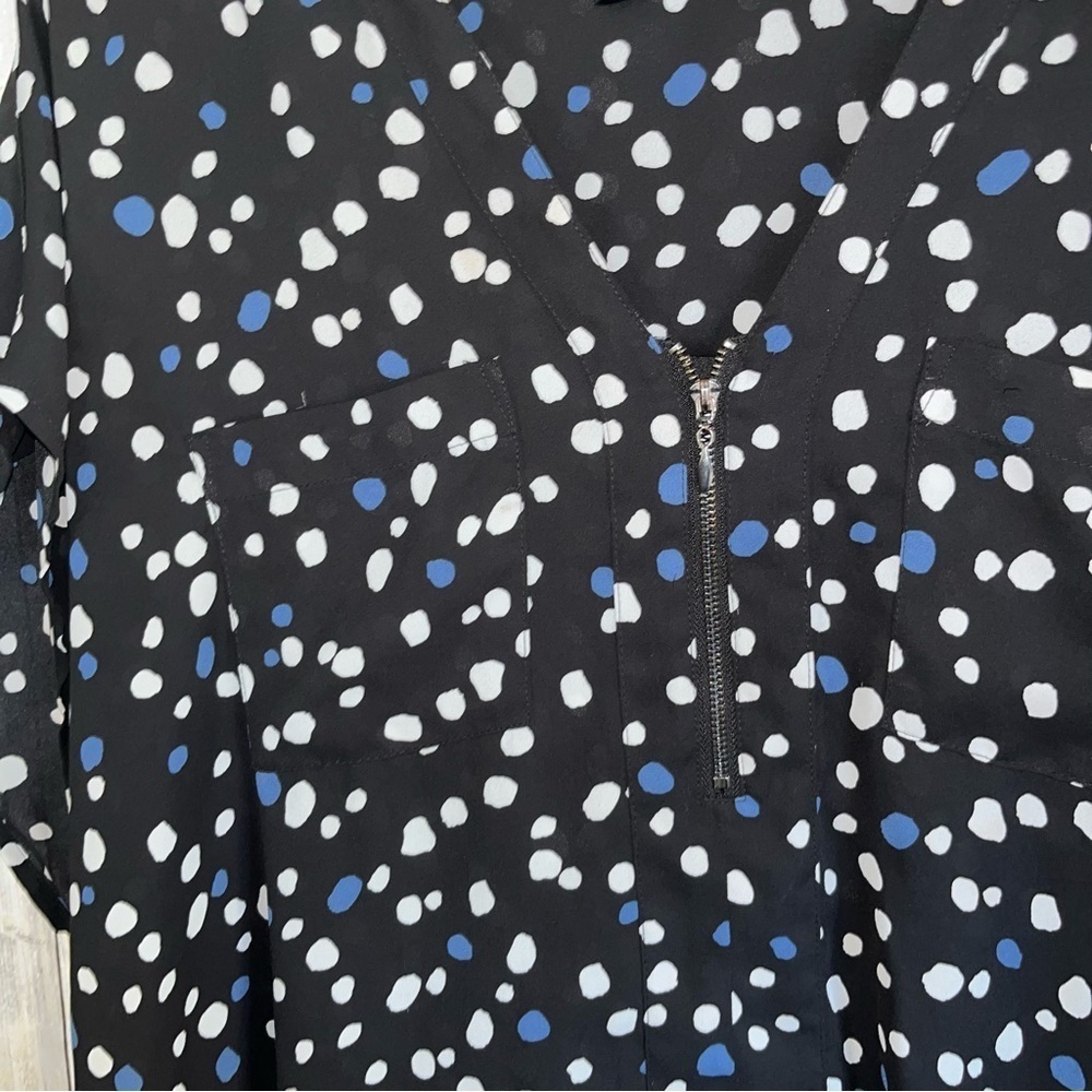 Torrid Black Blue Polka Dot Georgette Blouse Zip Front Dolman Sleeve 2X Plus - Picture 5 of 8